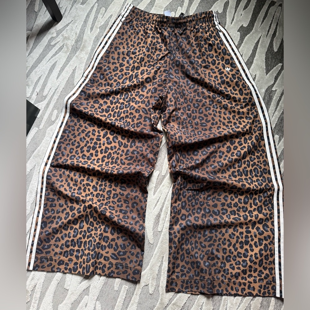 adidas Originals Wide Leg Leopard Print Pants with White Side Stripes - Picture 2 of 10